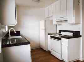 featured image of 444 444 & 460 Graves Avenue