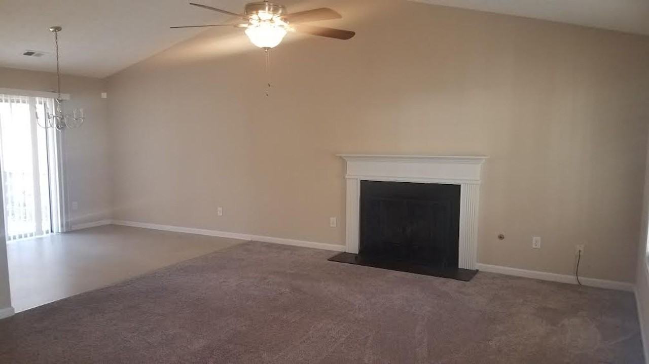 2804 Candler Run Sw - Photo 2 of 8