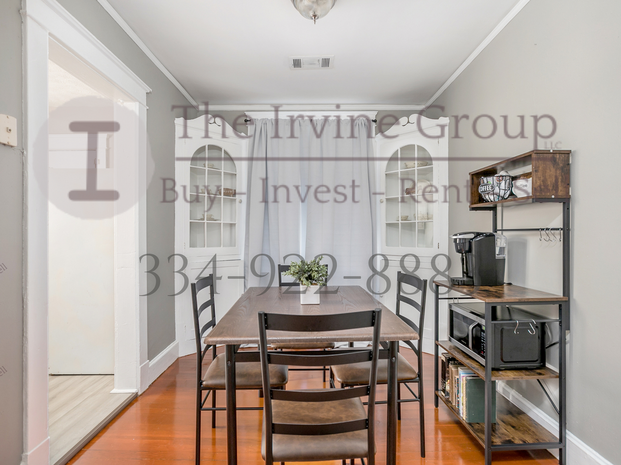 1501 Winona Ave - Photo 3 of 16