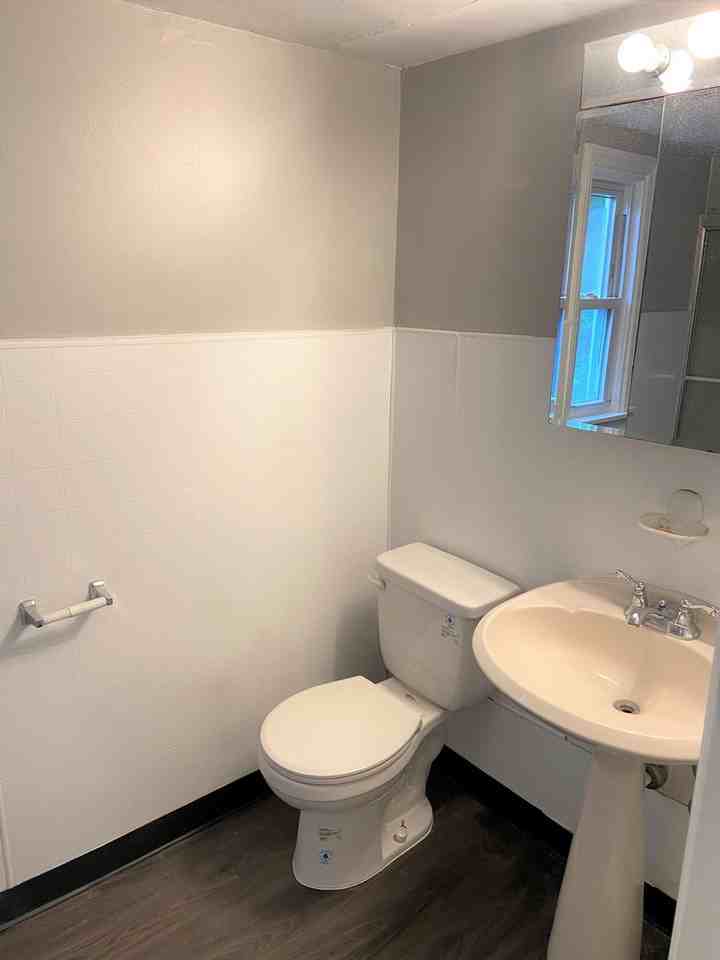 12114 Garland Dr - Photo 6 of 11