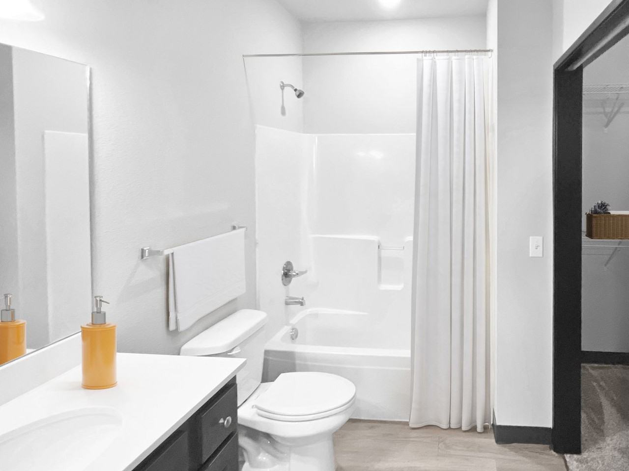 2041 Cottonwood Rd - Photo 5 of 12