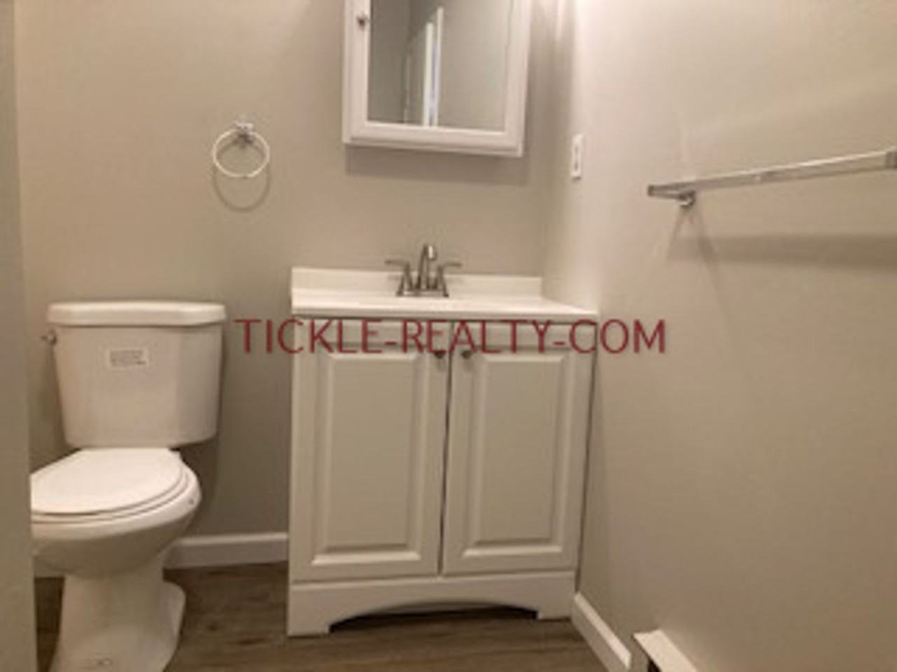 Creekwood Apartments - Photo 5 of 24