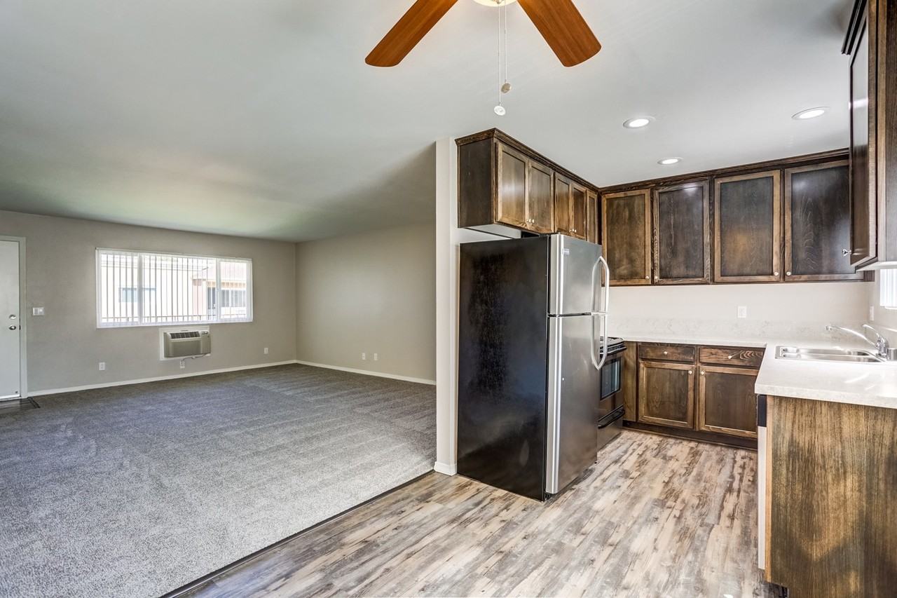 10233 Mission Gorge Road - Photo 2 of 18