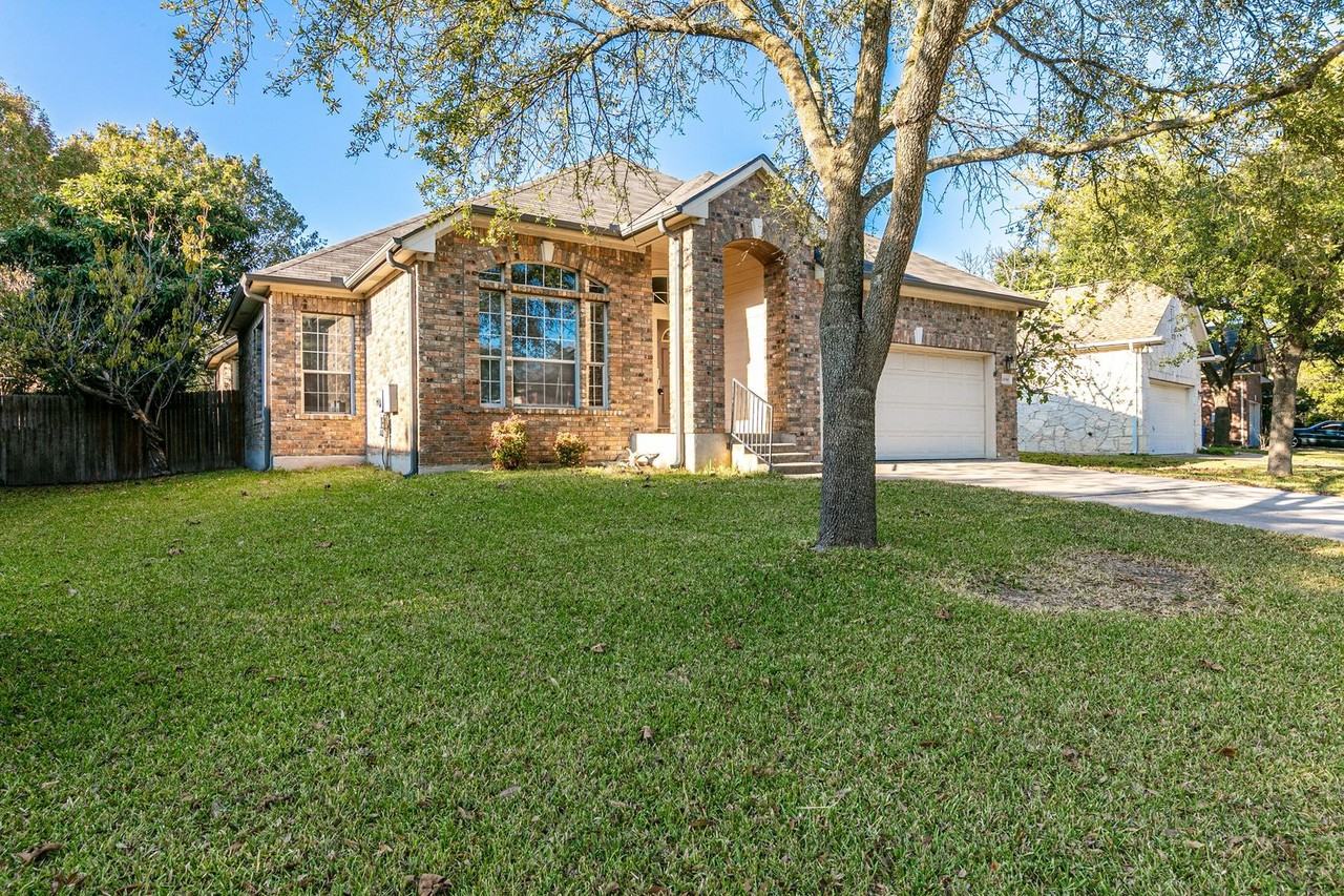 14946 Doria Dr - Photo 3 of 38