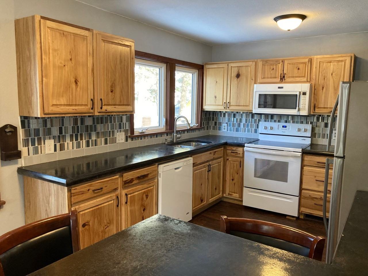 17 E Saint Andrews St - Photo 6 of 34