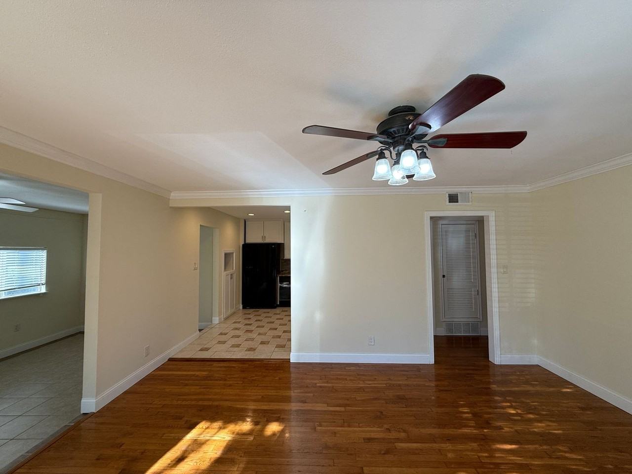 612 Hammack Dr - Photo 3 of 29