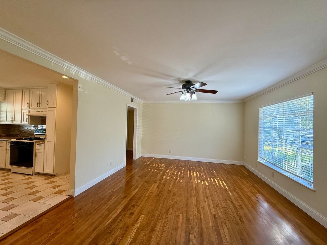 612 Hammack Dr - Photo 4 of 29
