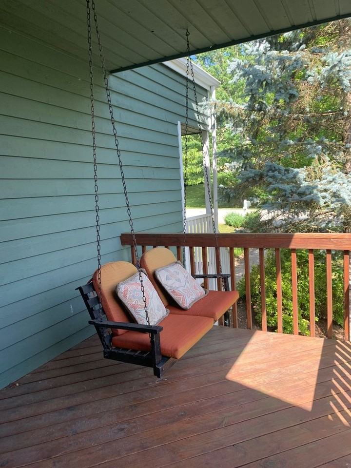1100 Cottonwood Dr - Photo 4 of 38