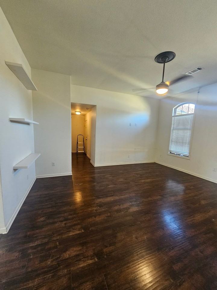 116 Kee Cv - Photo 2 of 28