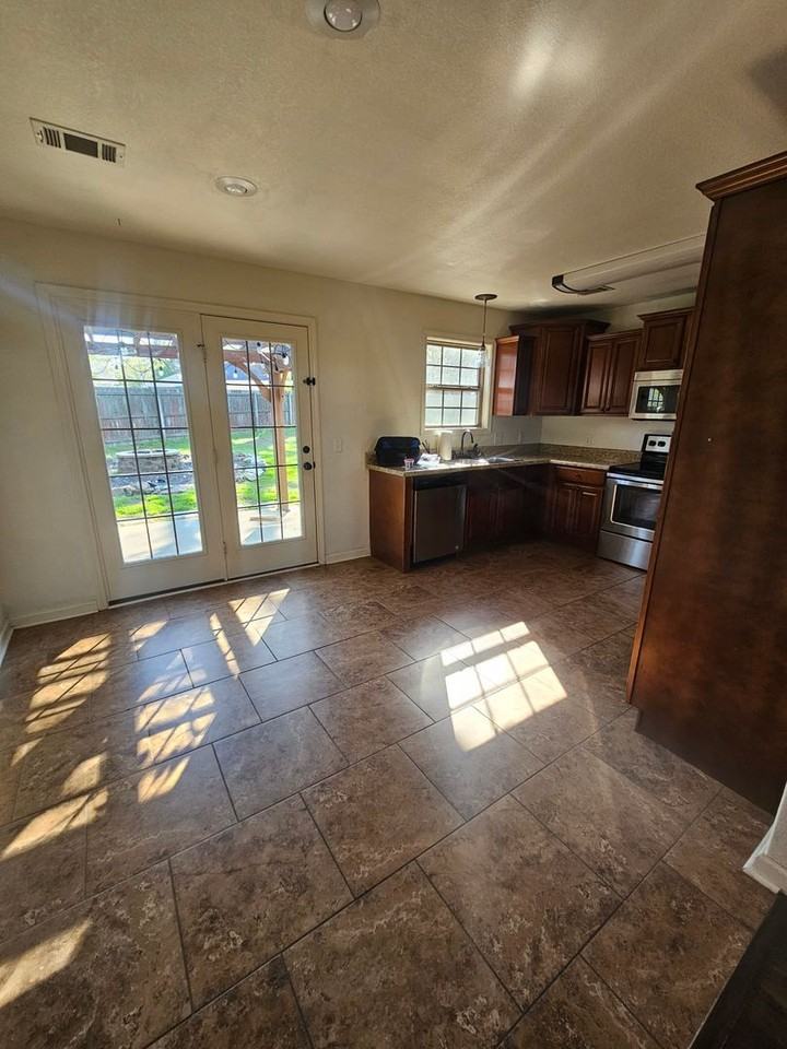 116 Kee Cv - Photo 3 of 28