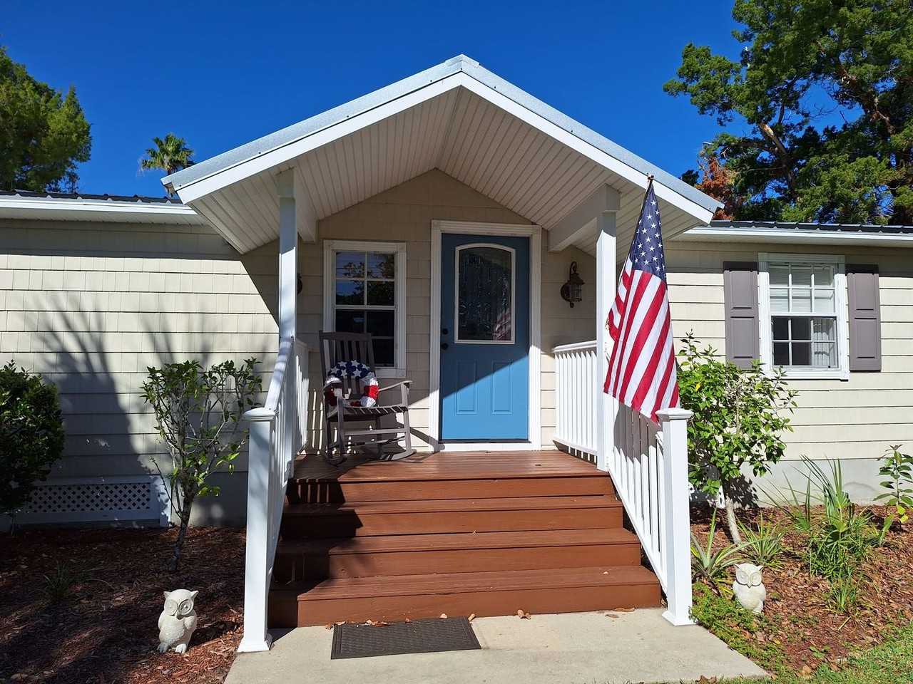 193 Lewis St - Photo 2 of 30