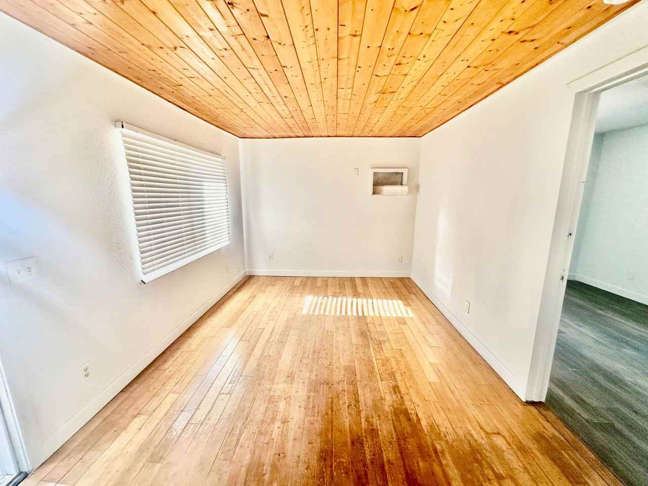 3351 East Lyell Avenue - Photo 4 of 14