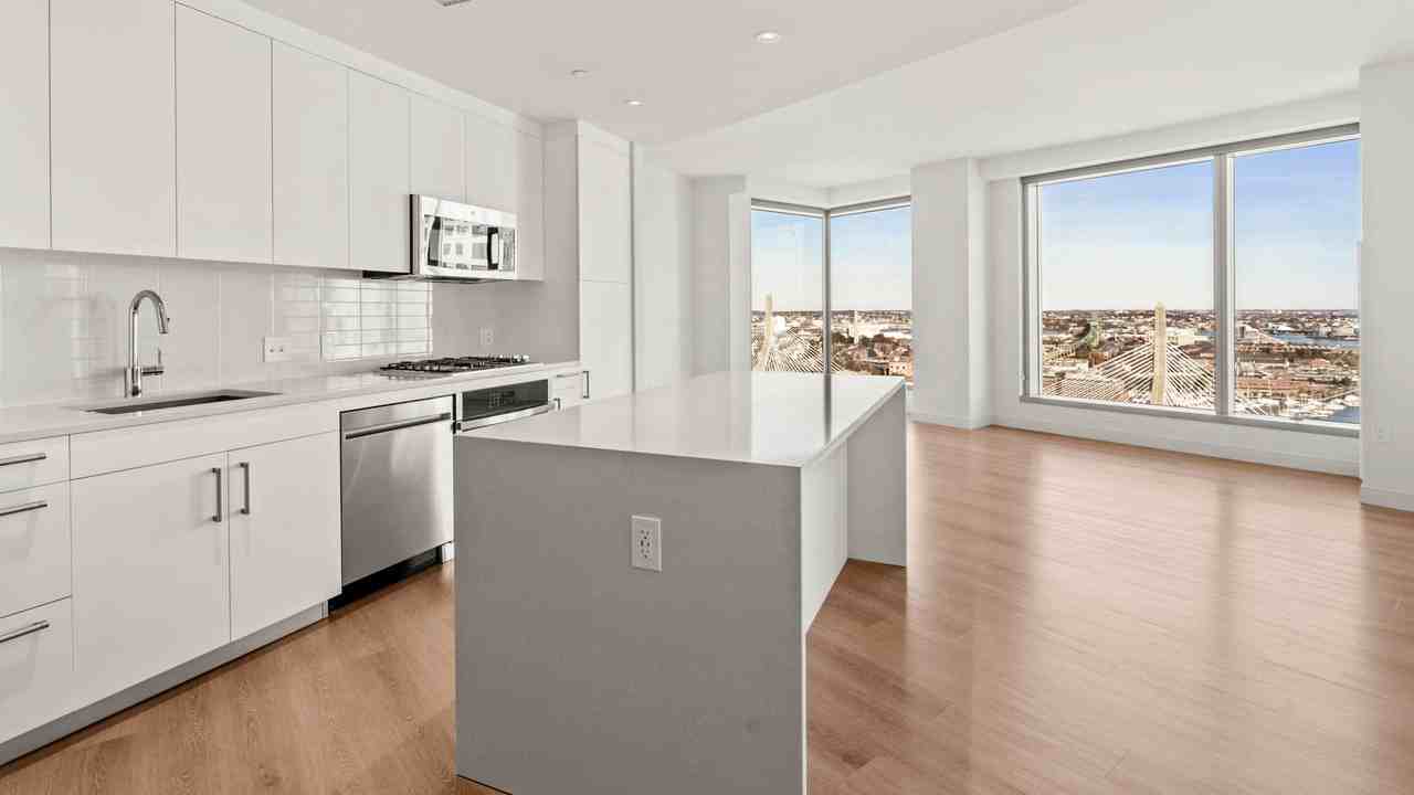 38 Lomasney Way #608 - Photo 6 of 36