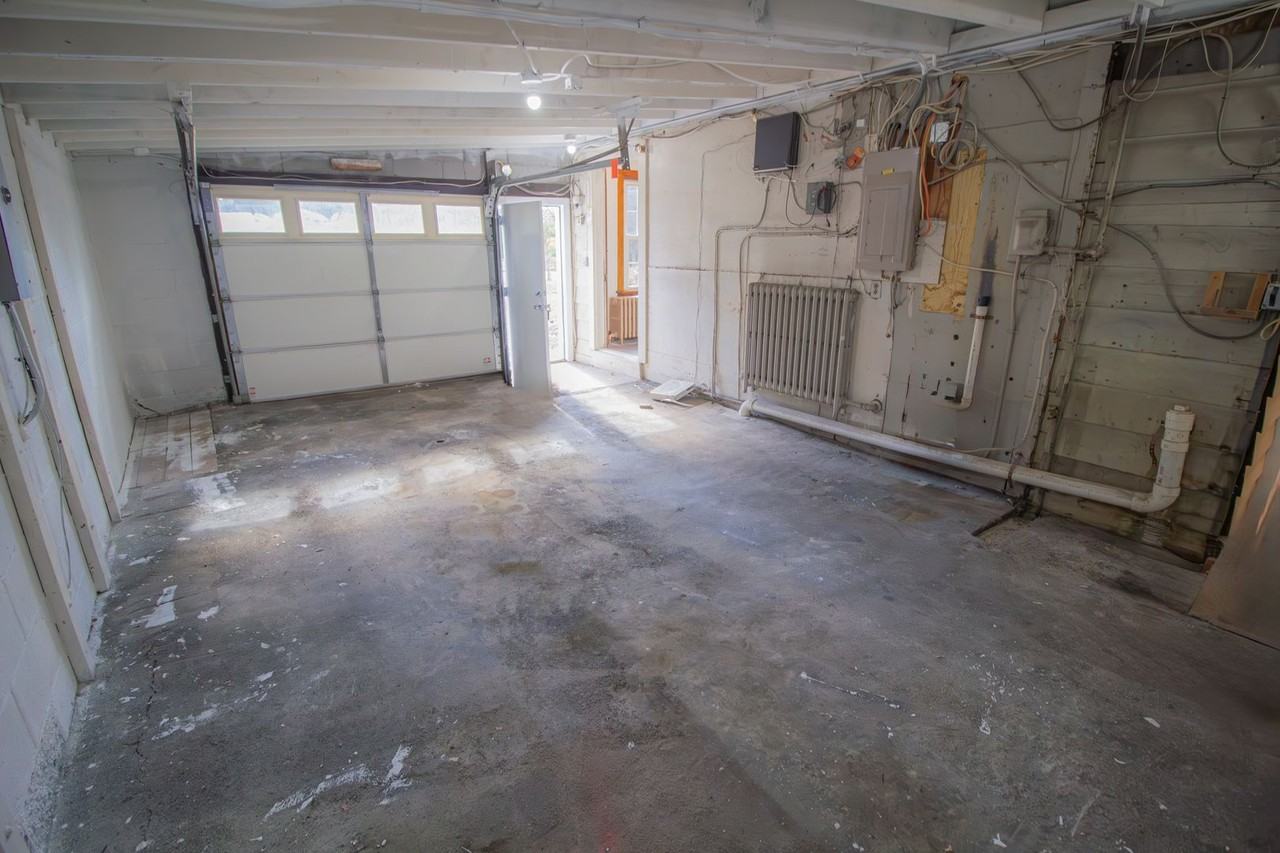 183 Old Niskayuna Rd - Photo 4 of 21