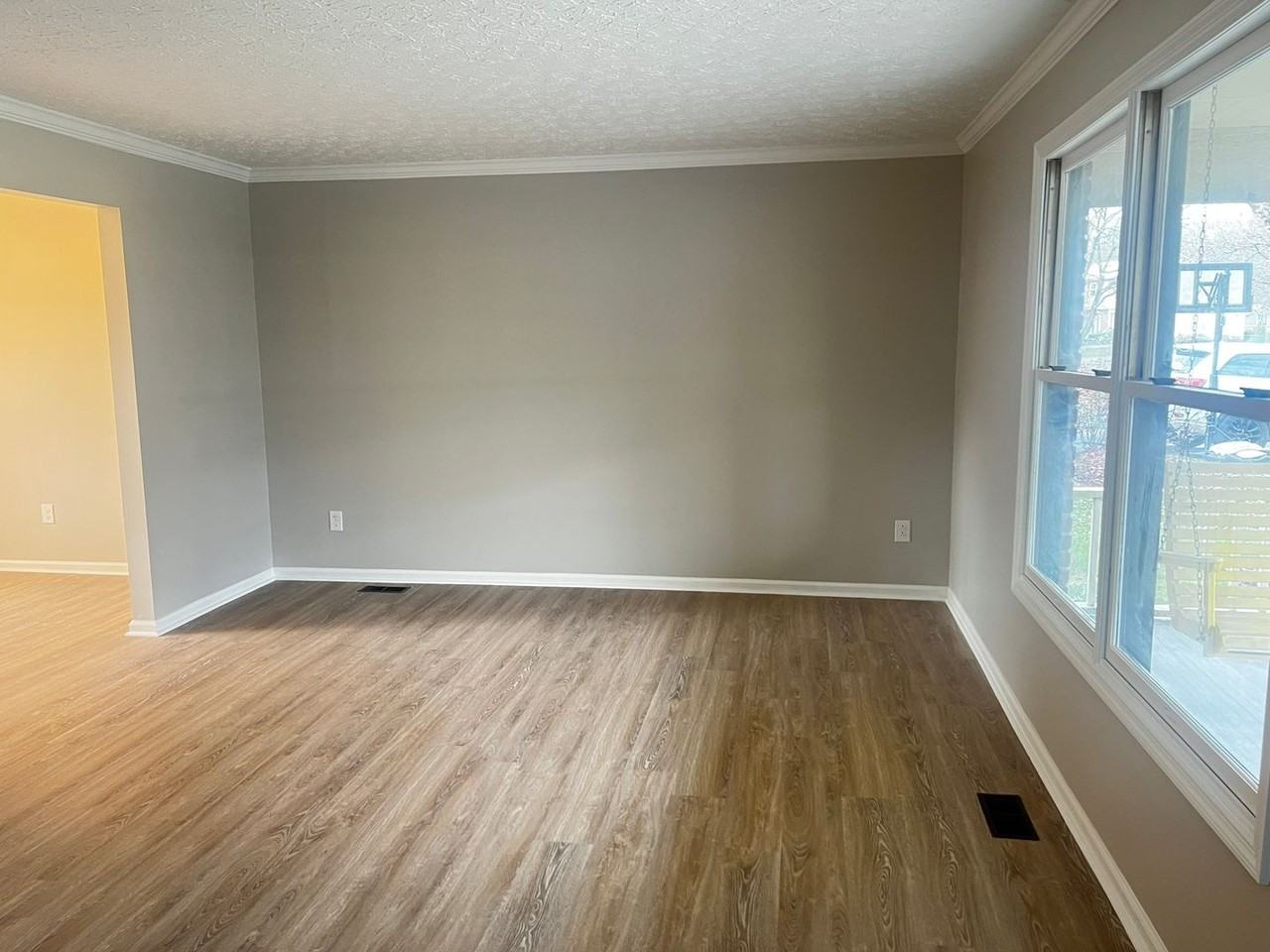 2223 Olde Sawmill Blvd - Photo 3 of 27
