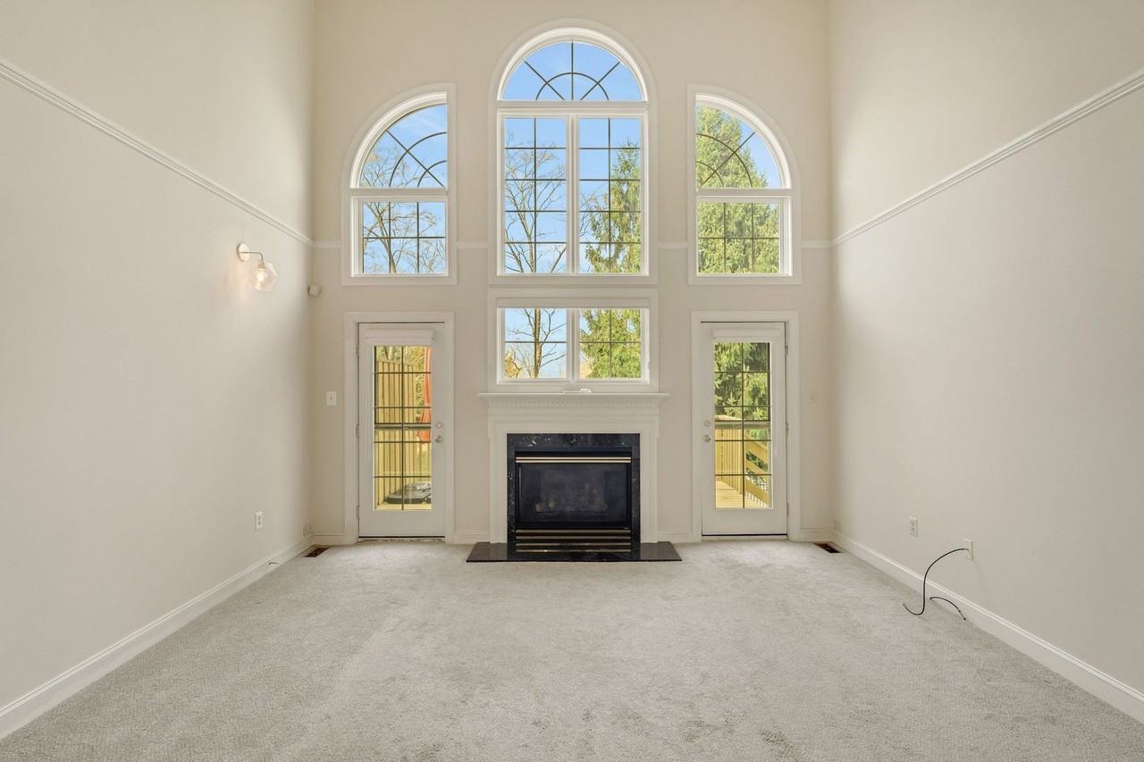 43 Penn Crossing Dr - Photo 3 of 26