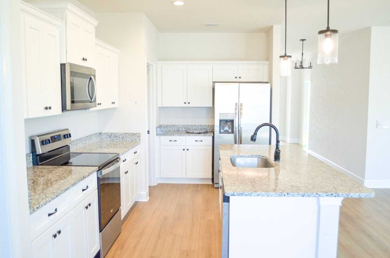 12538 Nw 158th St - Photo 4 of 33