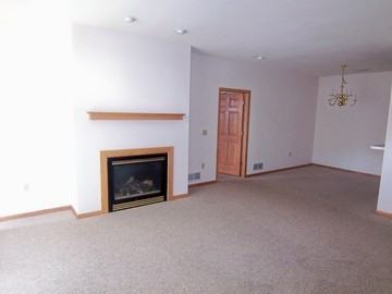 1317-1332 Hillwood Blvd - Photo 2 of 6