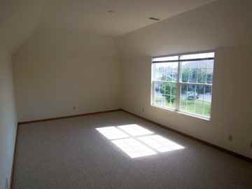 1317-1332 Hillwood Blvd - Photo 3 of 6