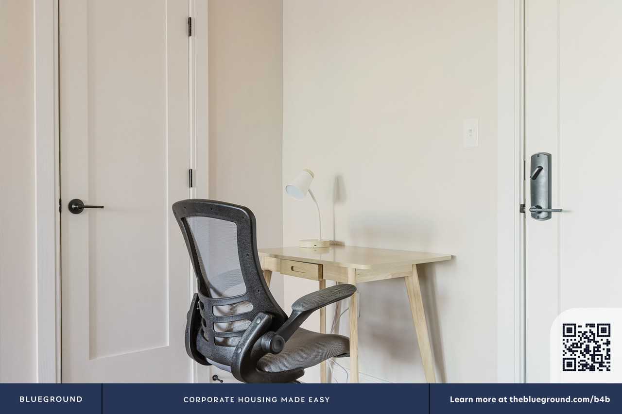 340 Bremen Street - Photo 6 of 17