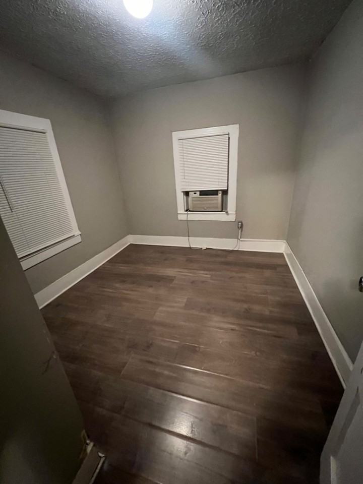 1404 High St - Photo 5 of 11
