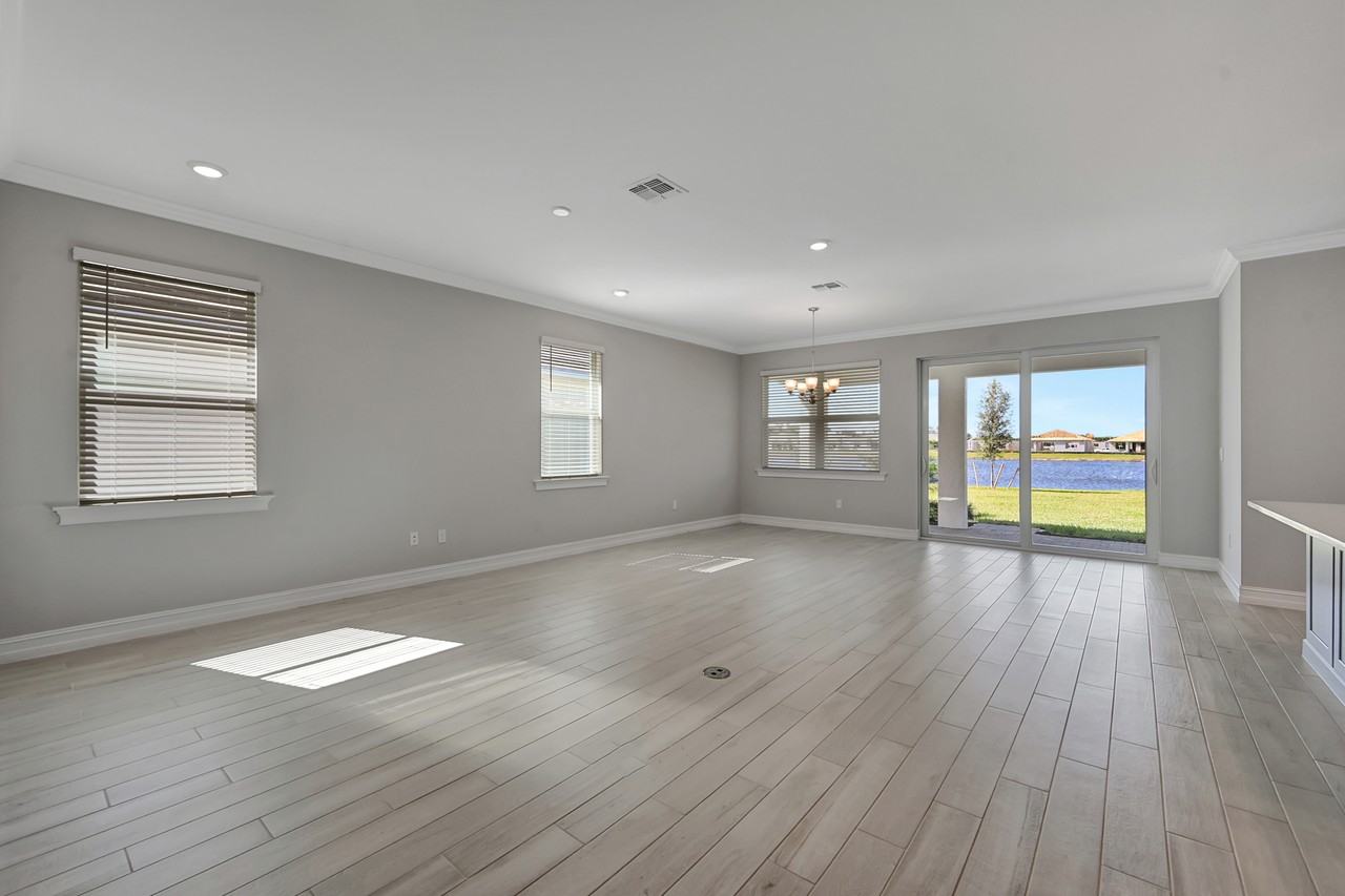 437 Tamarindo Ln #NA - Photo 2 of 24