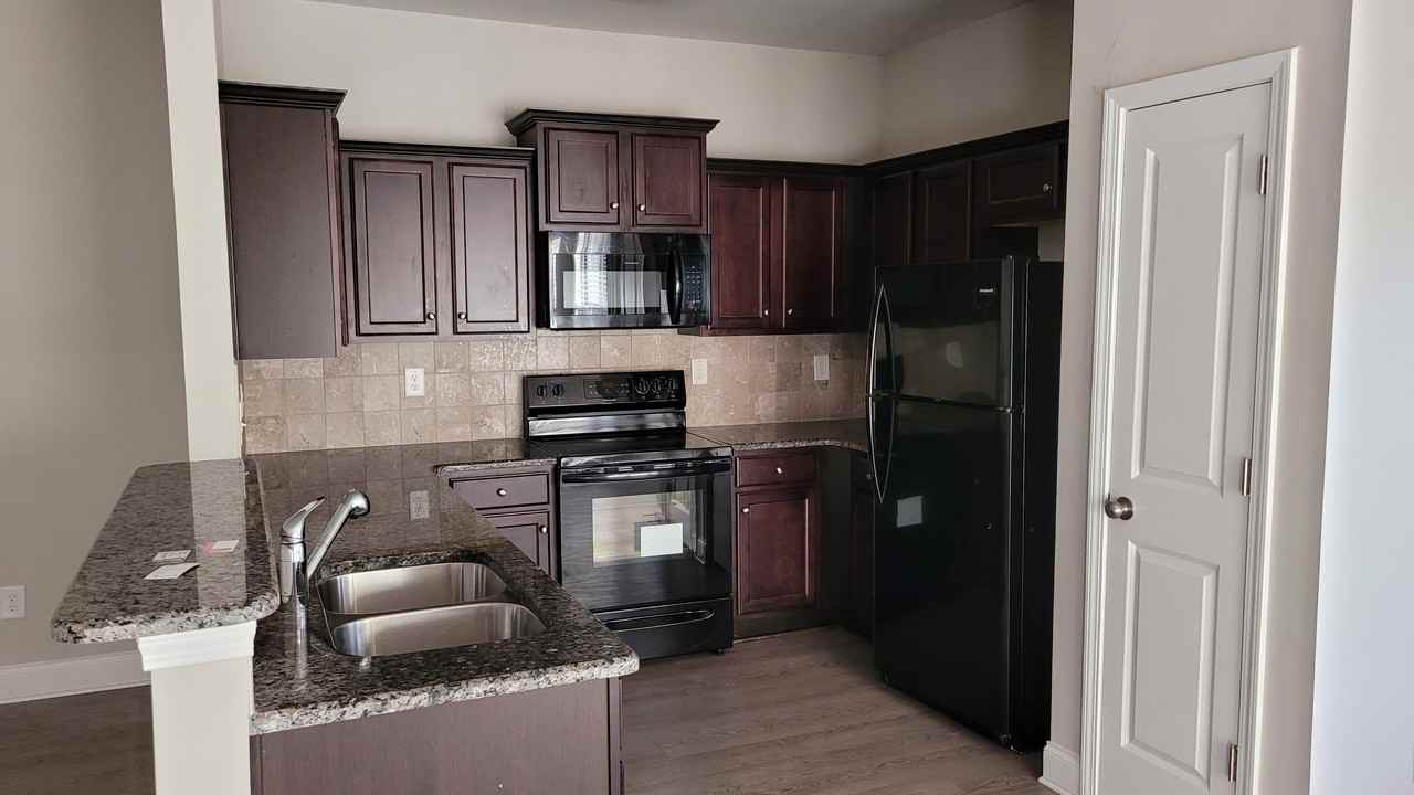 7136 Fringe Flower Dr #114 - Photo 4 of 18