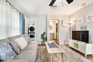 11545 Sunset Blvd - Photo 1 of 1