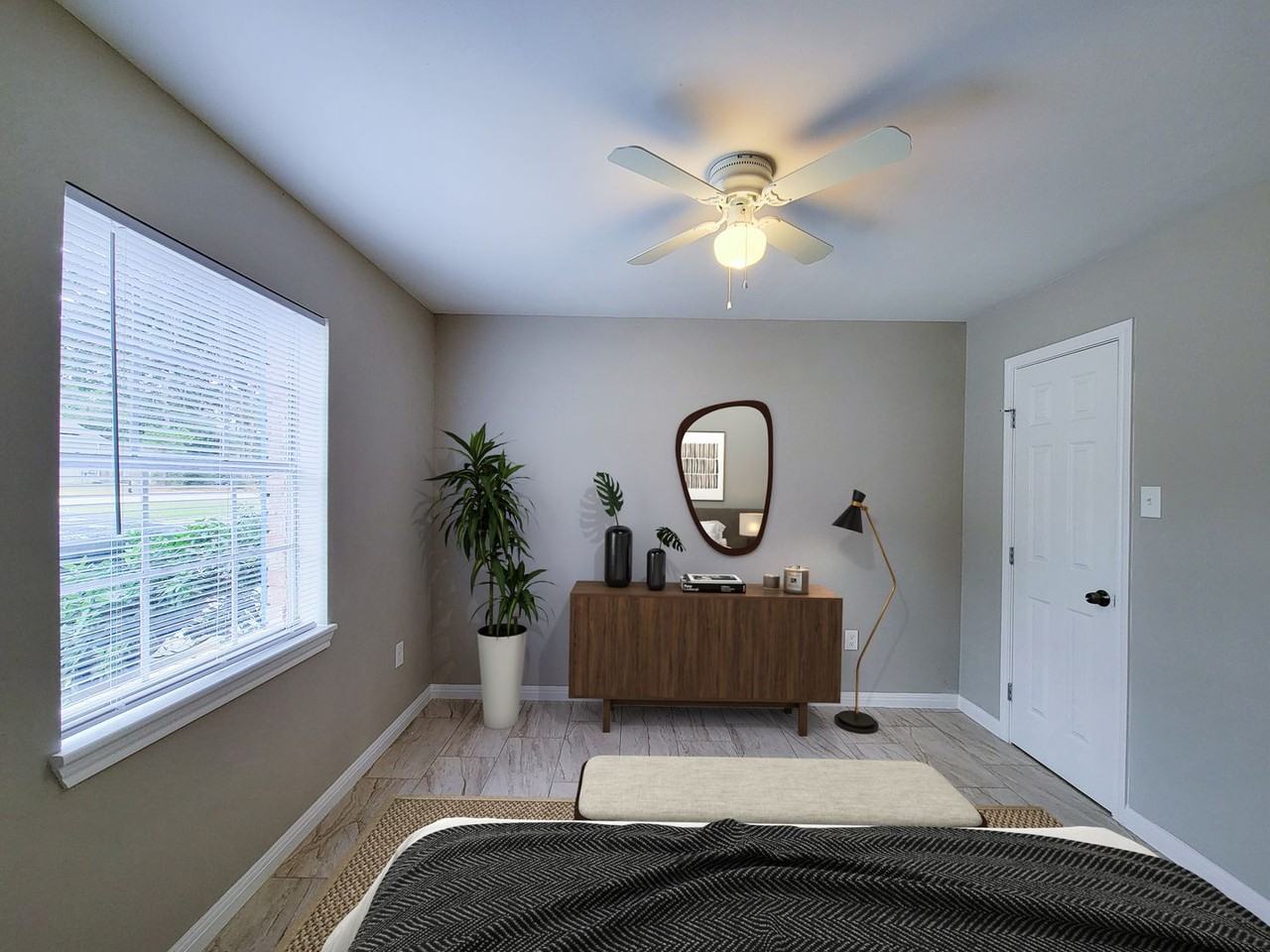 COURTYARD PARK APARTMENTS - Photo 3 of 41