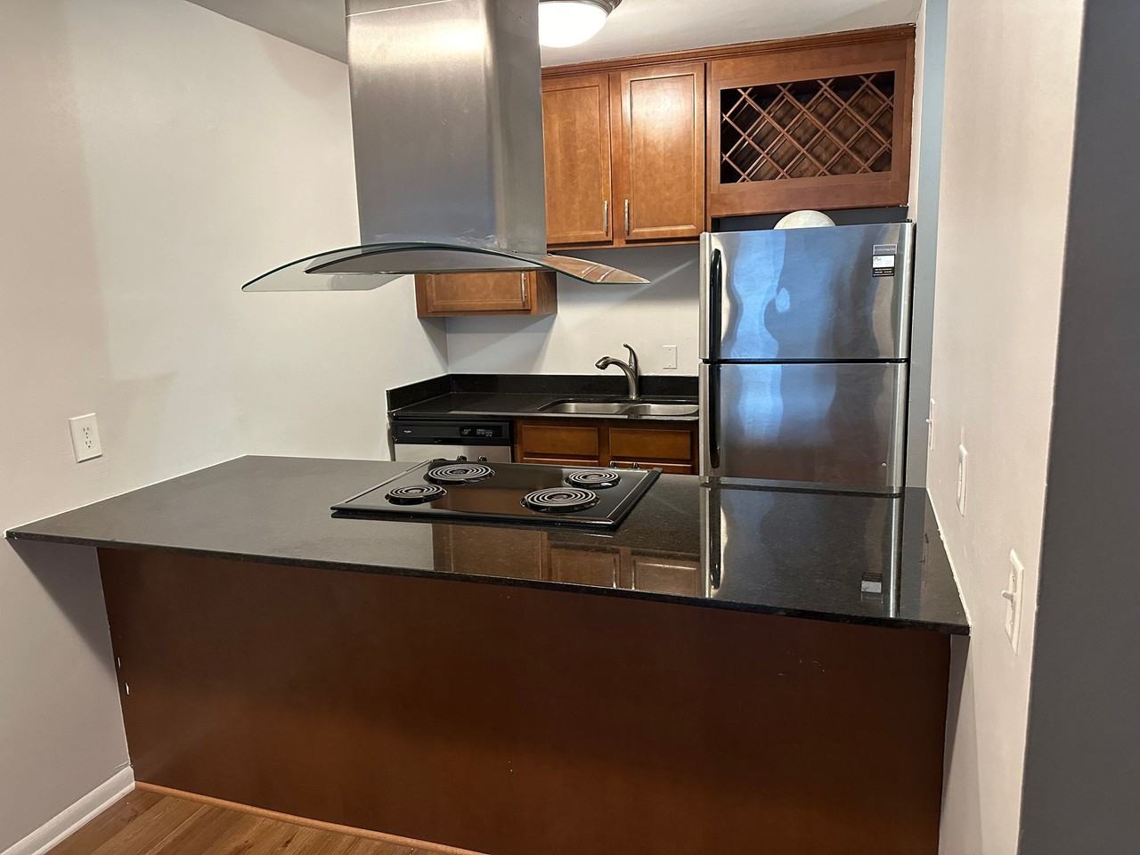 Girard Place Apartments - Photo 4 of 50