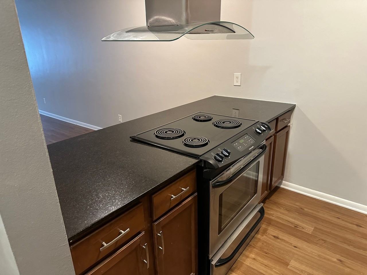 Girard Place Apartments - Photo 6 of 50