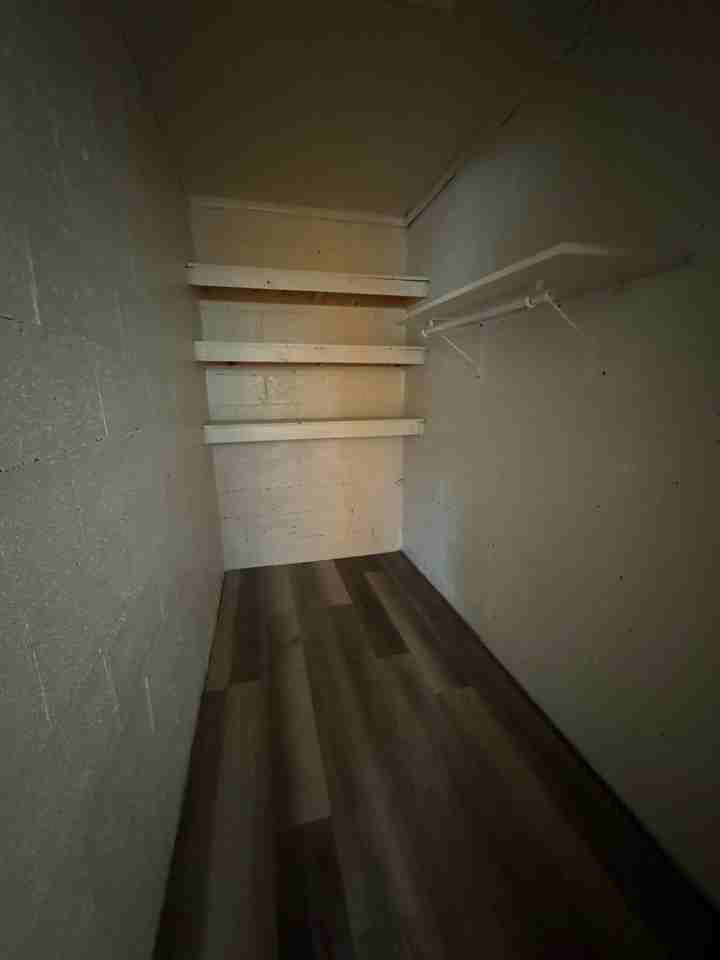 Hillcrest Apartments - Photo 6 of 9