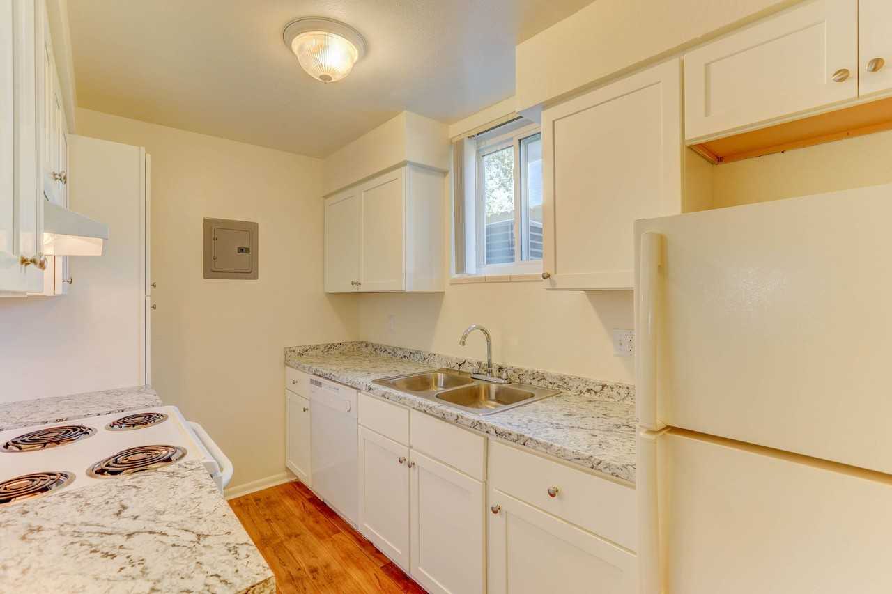 Creekside At Amherst Apartments - Photo 3 of 50