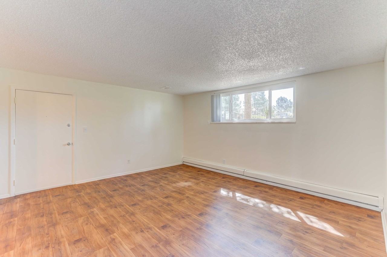 Creekside At Amherst Apartments - Photo 5 of 50