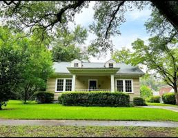 featured image of 921 W 2nd Ave