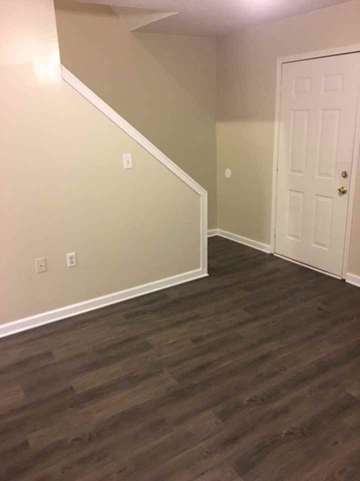 318 New Woodruff Road - Photo 3 of 10