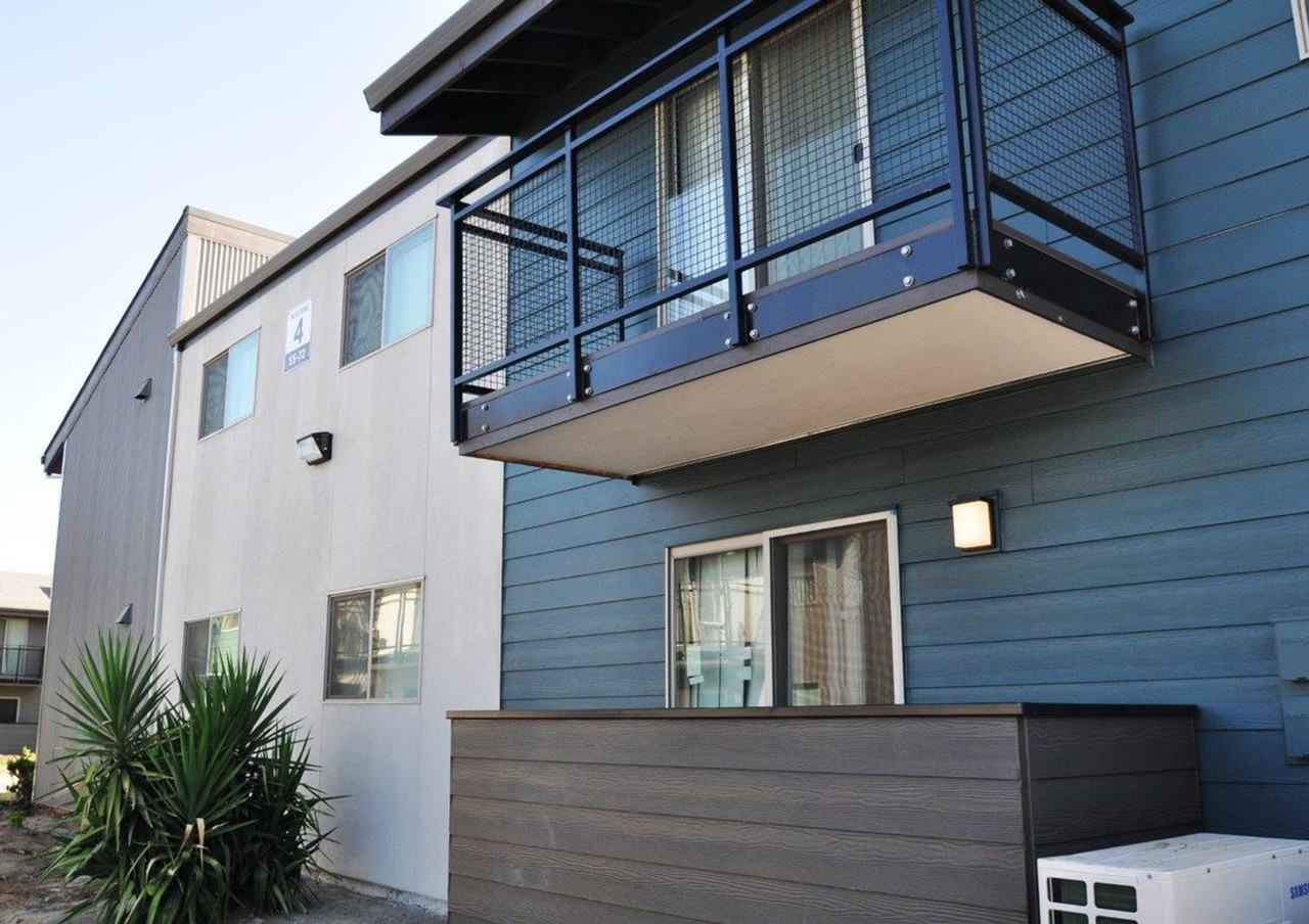 Welcome to The Landmark Apartments—Your New Home Awaits - Photo 4 of 18