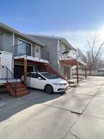 featured image of 1800 E Gunderson Ln