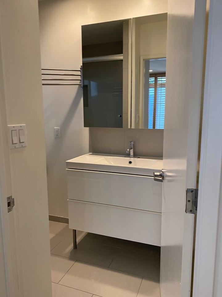 c11670 - Photo 7 of 50