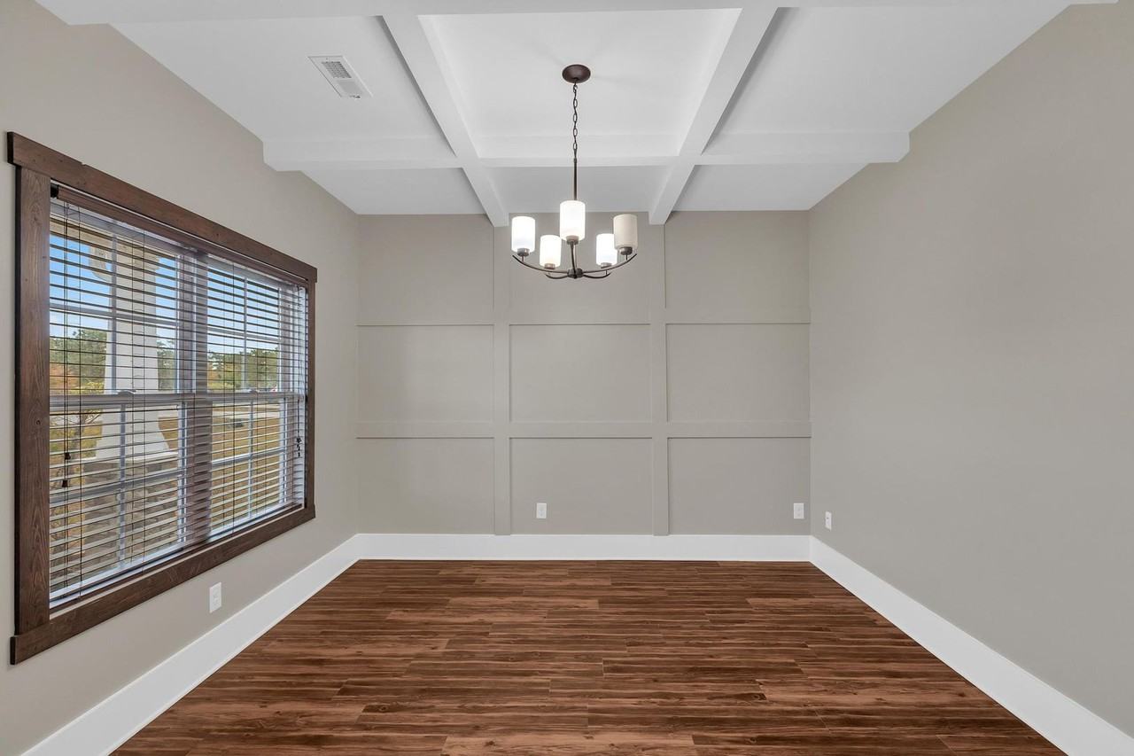 401 Inverness Dr - Photo 4 of 25