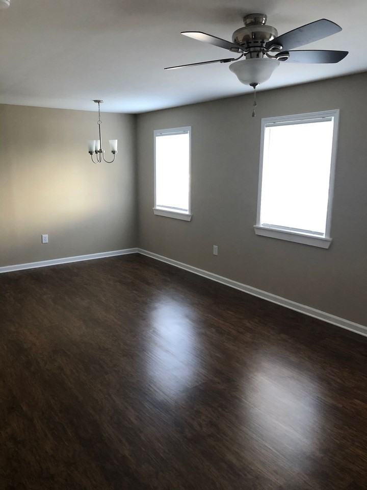 Windwood Apartments - Photo 4 of 11