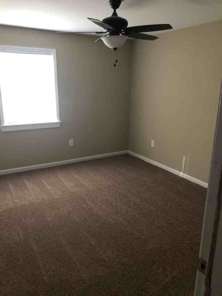 Windwood Apartments - Photo 6 of 11