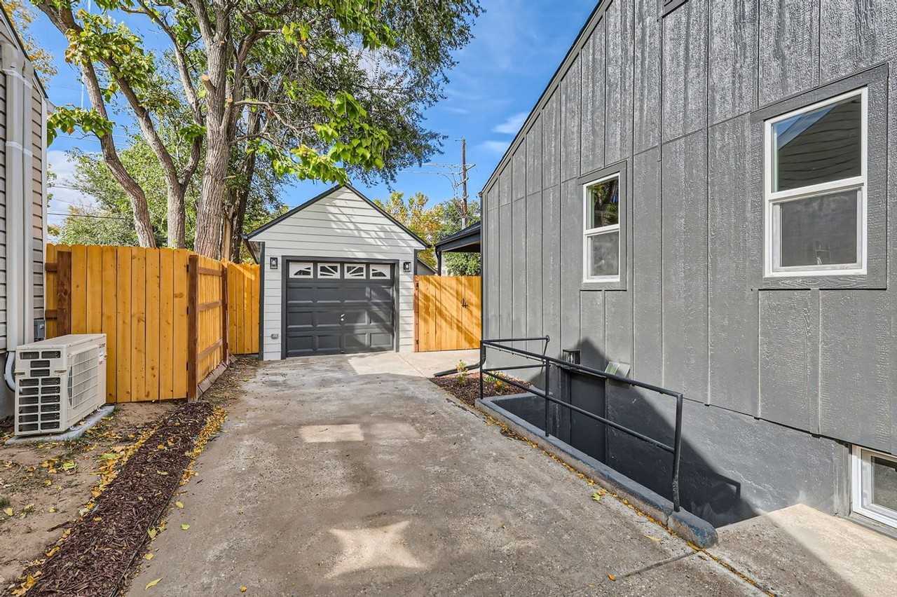 3711 S Sherman St - Photo 3 of 27