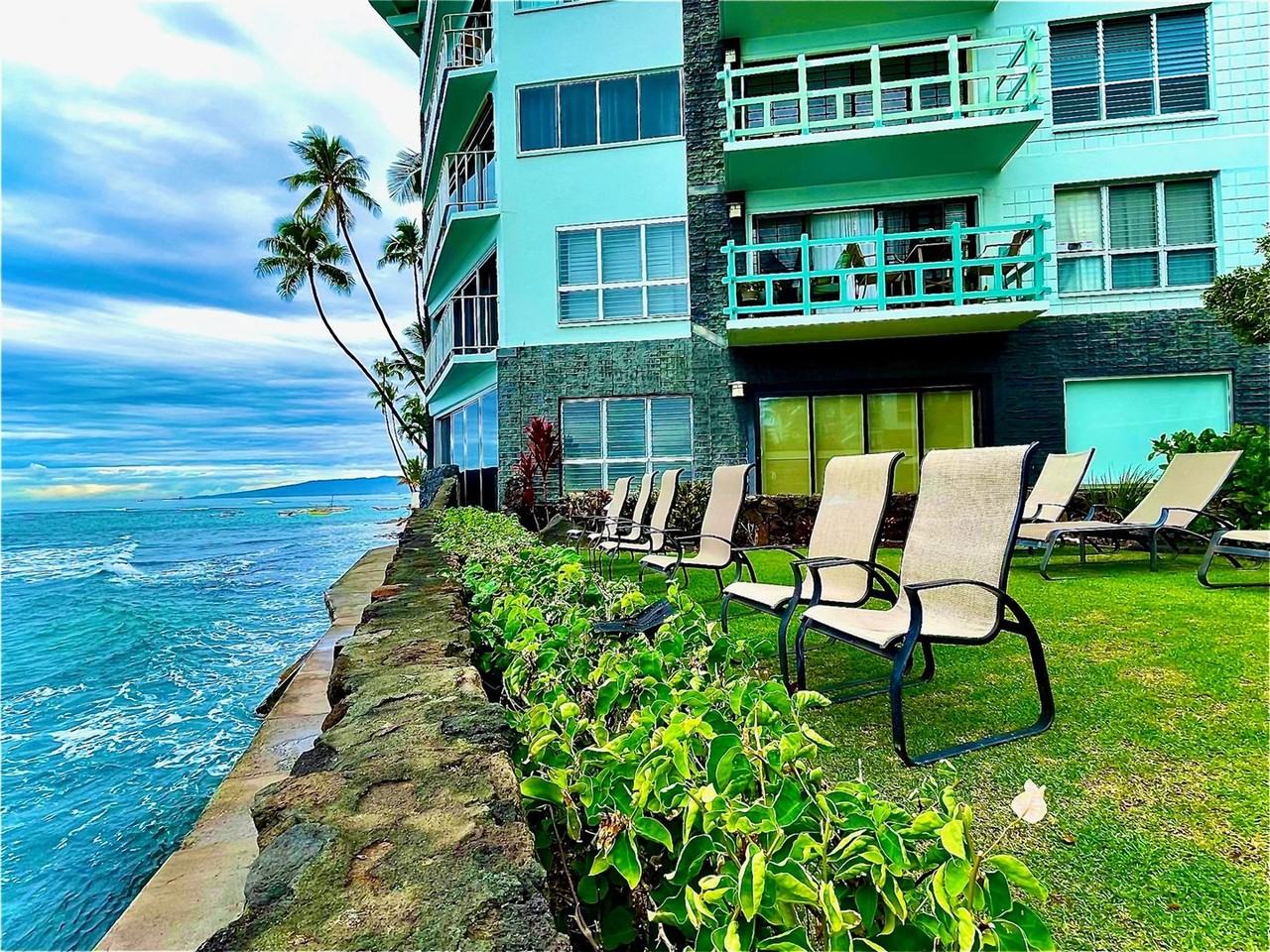 2957 Kalakaua Ave - Photo 4 of 13