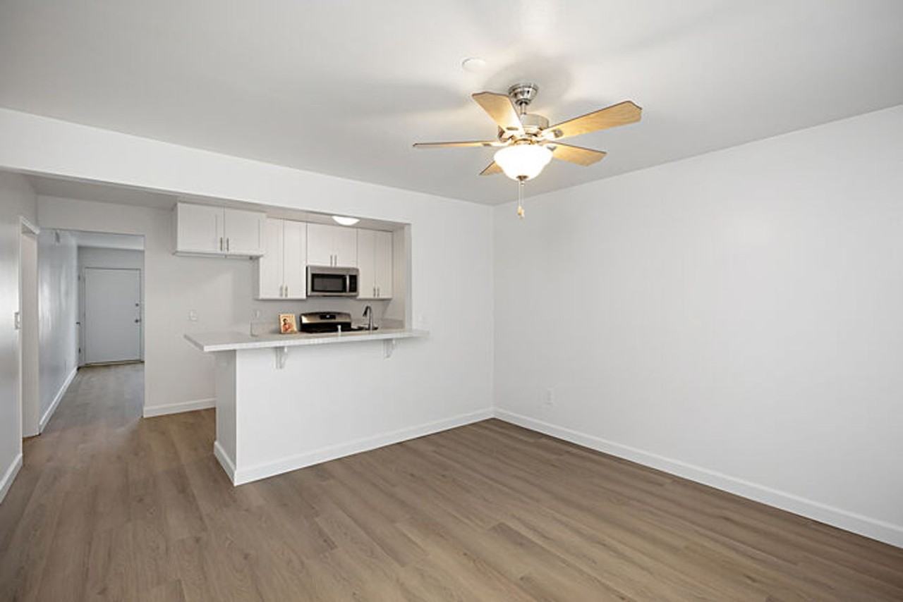 Windsor Garden Apartment Homes - Photo 6 of 15