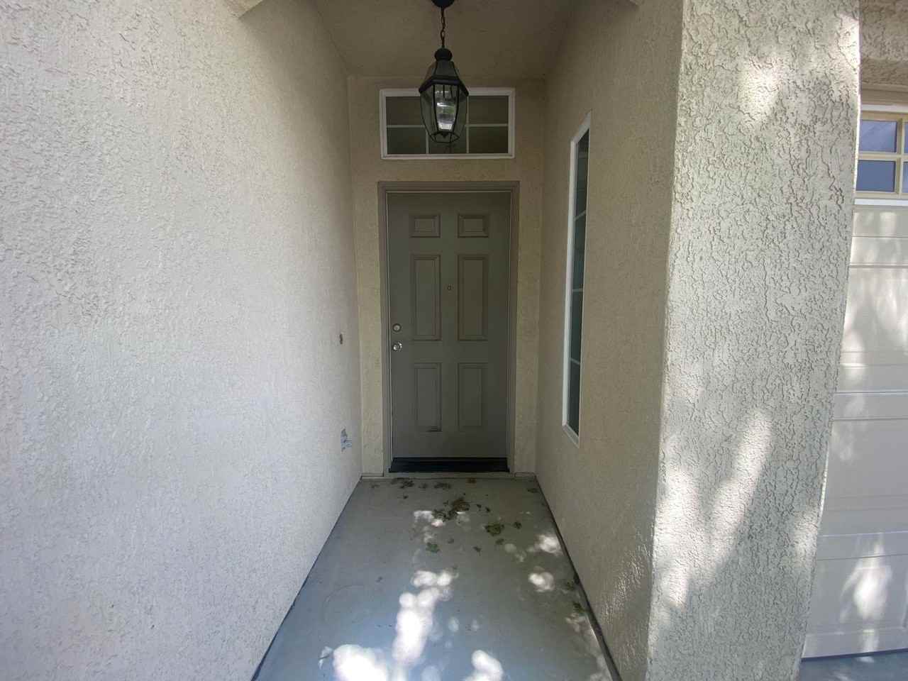 2409 Migration Dr - Photo 2 of 26