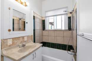 Eccles-Triplex - Photo 1 of 1