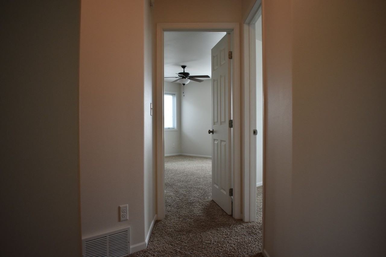 5855 57th Ave S - Photo 4 of 13