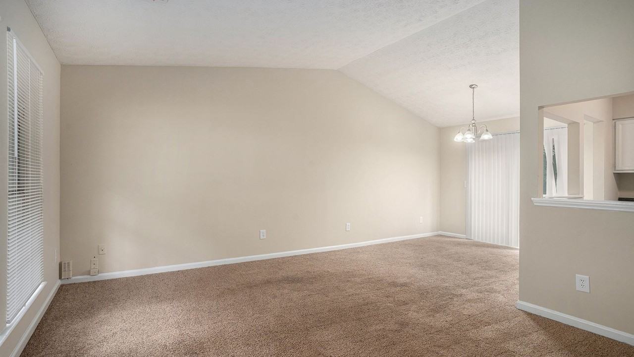 1946 Marbut Forest Dr - Photo 2 of 15