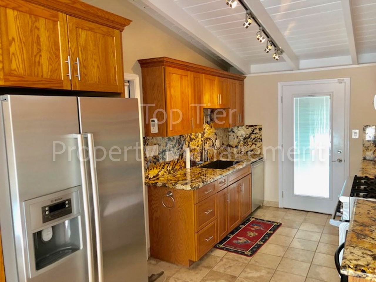 33 Mcconnell Ln - Photo 2 of 16